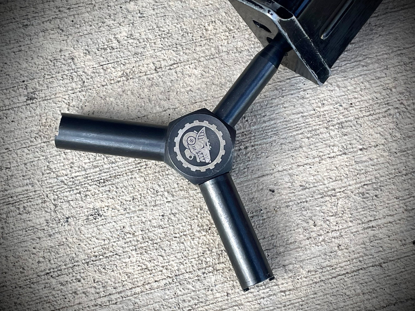 Magazine Gas Valve Tool