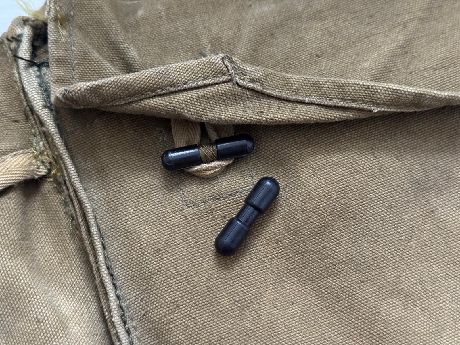 Repro Plastic Toggle closure for RD-54 backpack & pouches (2pcs